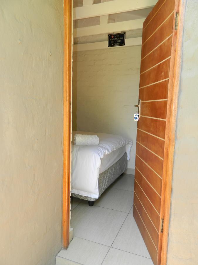 Guest House Gabby Klerksdorp Exterior foto