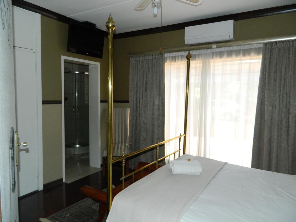 Guest House Gabby Klerksdorp Exterior foto